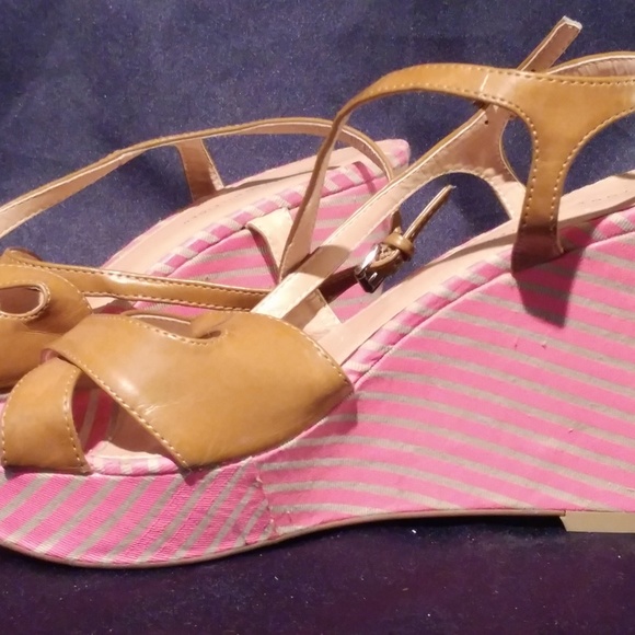 Tommy Hilfiger Pink Striped Wedges SZ 7.5 - Picture 7 of 7